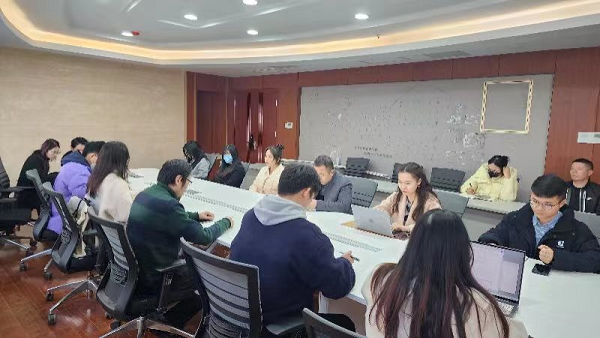武汉理工大学 - 法学与人文社会学院